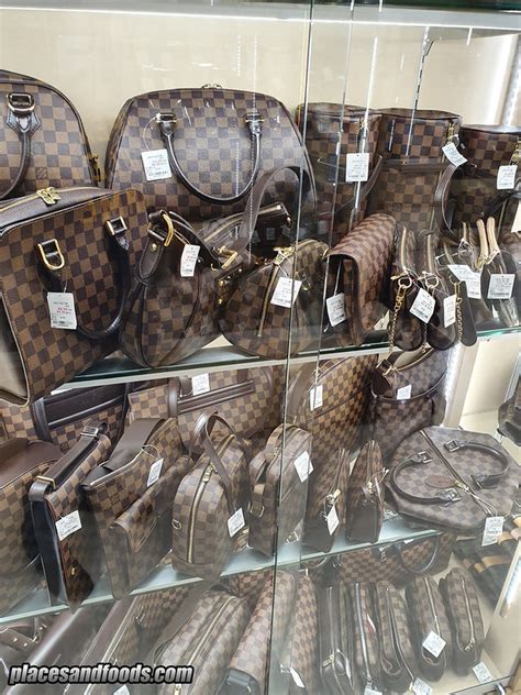 daikokuya louis vuitton|Where To Shop for Vintage Designer Bags in Tokyo .